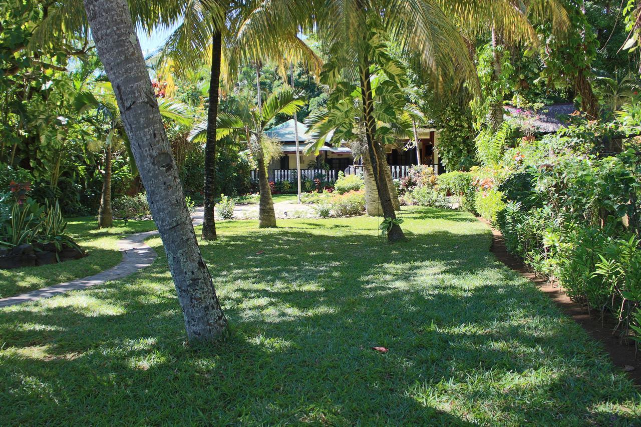 Hotel Gerard Et Francine Ambatoloaka  Exterior foto