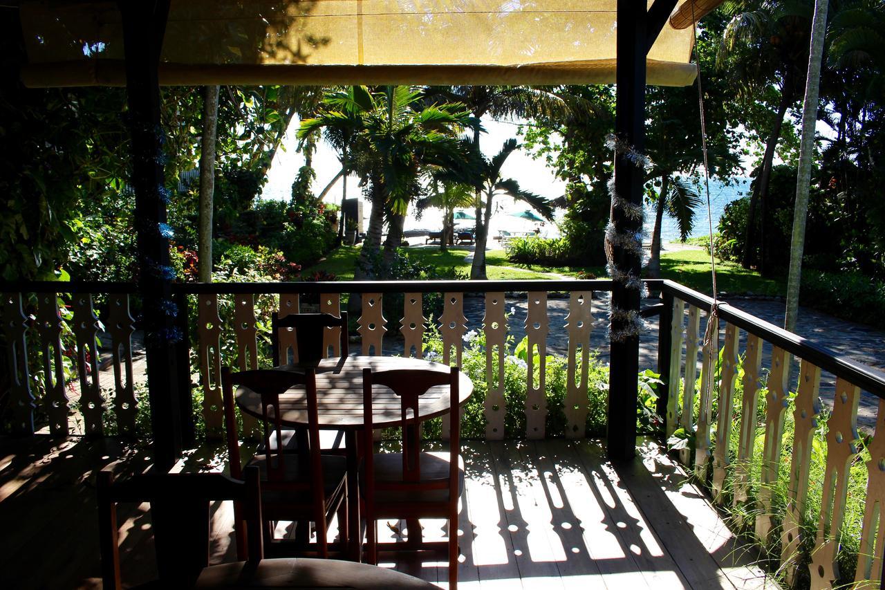 Hotel Gerard Et Francine Ambatoloaka  Exterior foto